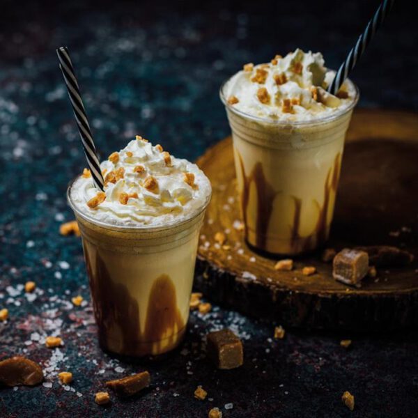 Kohvi frappe vahukoorega Kohvi frappe vahukoorega