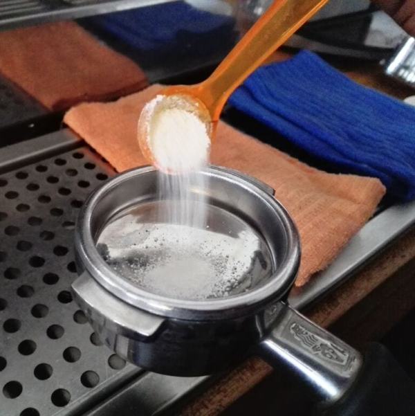 Espressomasina grupi pesuaine - Päikesekohv OÜ