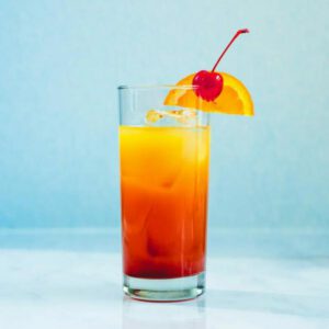 Alkoholivaba-sunrise-swizzle-kokteil-